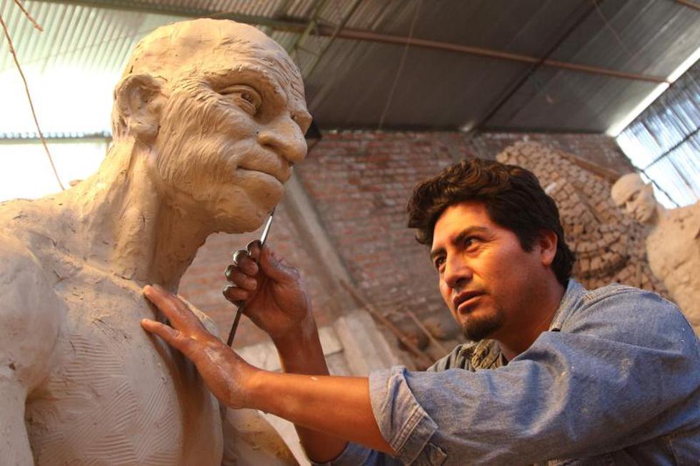 Fredy Luque, escultor monumental