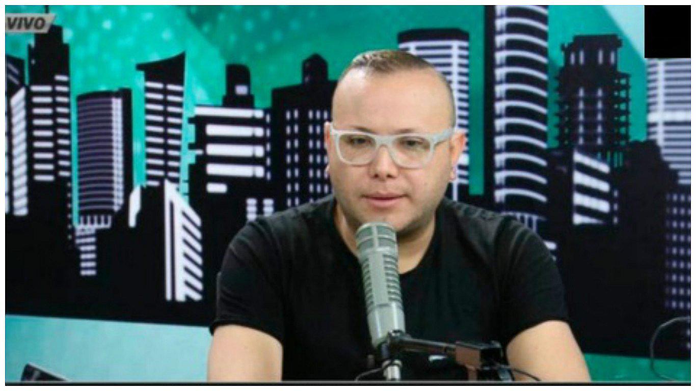 Carlos Cacho dio esta mala noticia sobre salud de su madre (VIDEO)