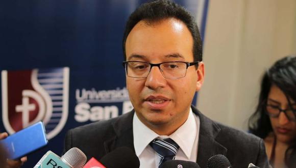 Politólogo Carlos Timaná no augura buenos aires con candidato de Perú Libre.(Foto: Correo)