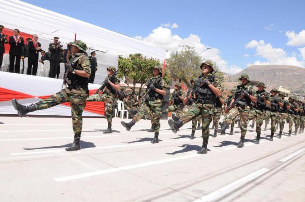 Con desfile y procesión PNP celebra 25 años de su creación