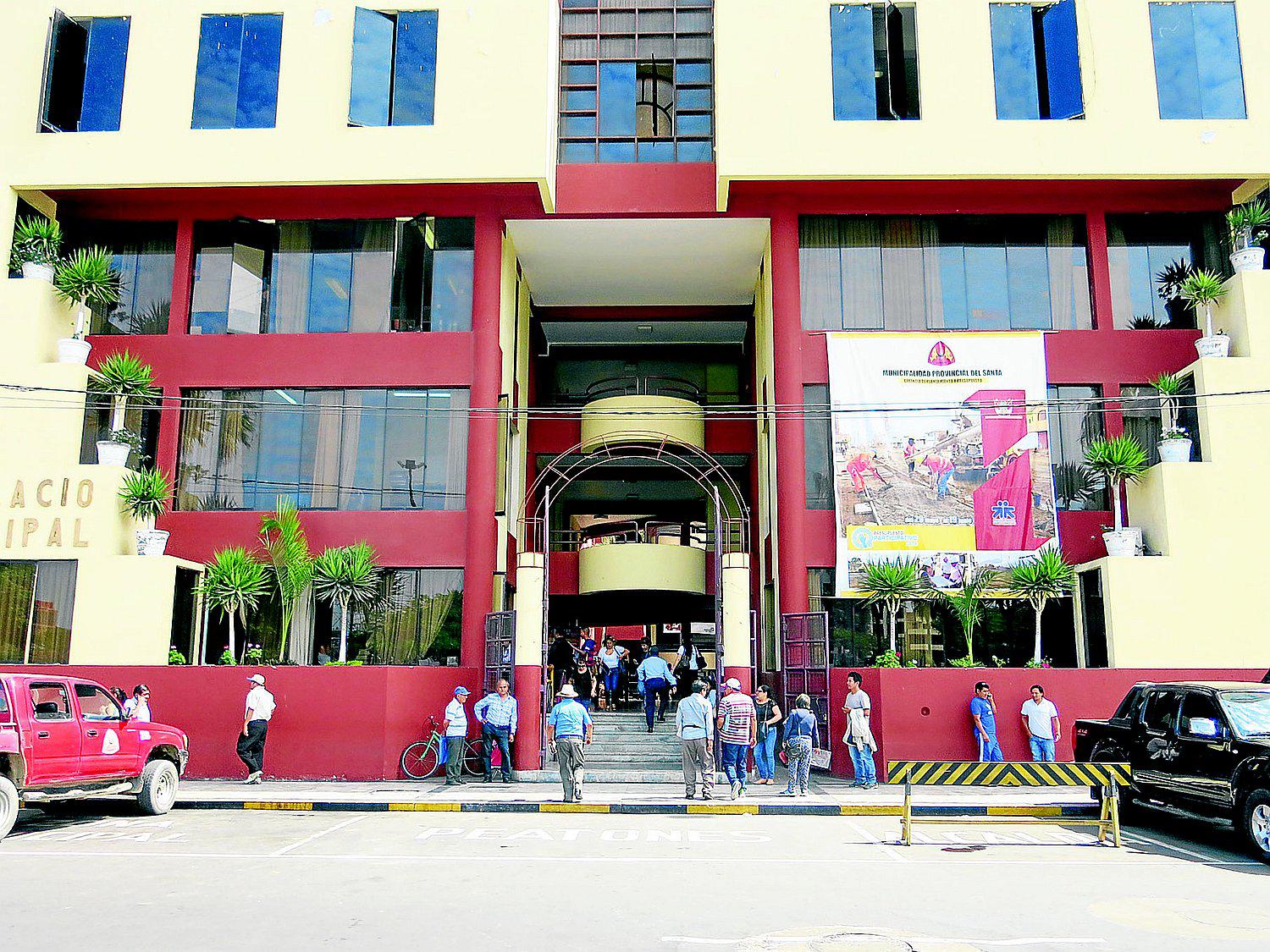 Disponen que adjudicaciones simplificadas sean públicas y supervisadas por la OCI 