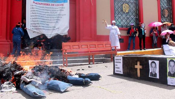 Trabajadores judiciales de Puno ya llevan 17 días de huelga