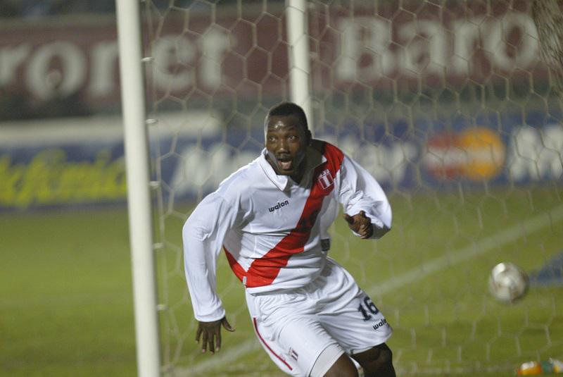 Selección Peruana: Gol fallado de Andrés Mendoza ante Ecuador cumple 10 años (VIDEO)