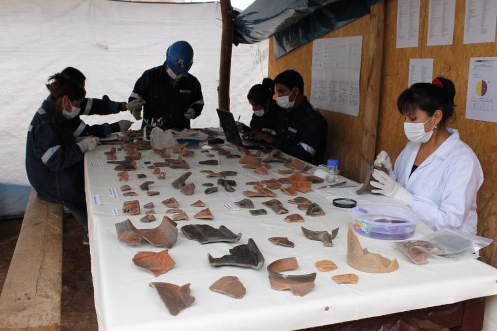 Descubren restos de hace 3 mil  (Fotos)