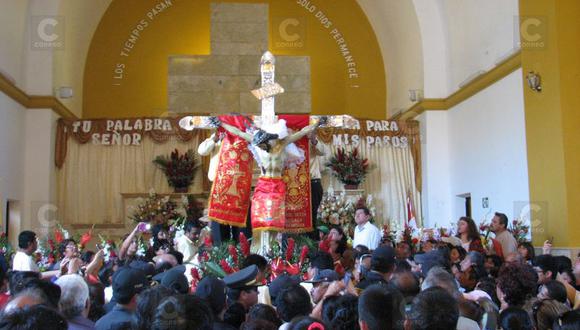 Señor de Locumba sale en procesión por primera vez en Tacna