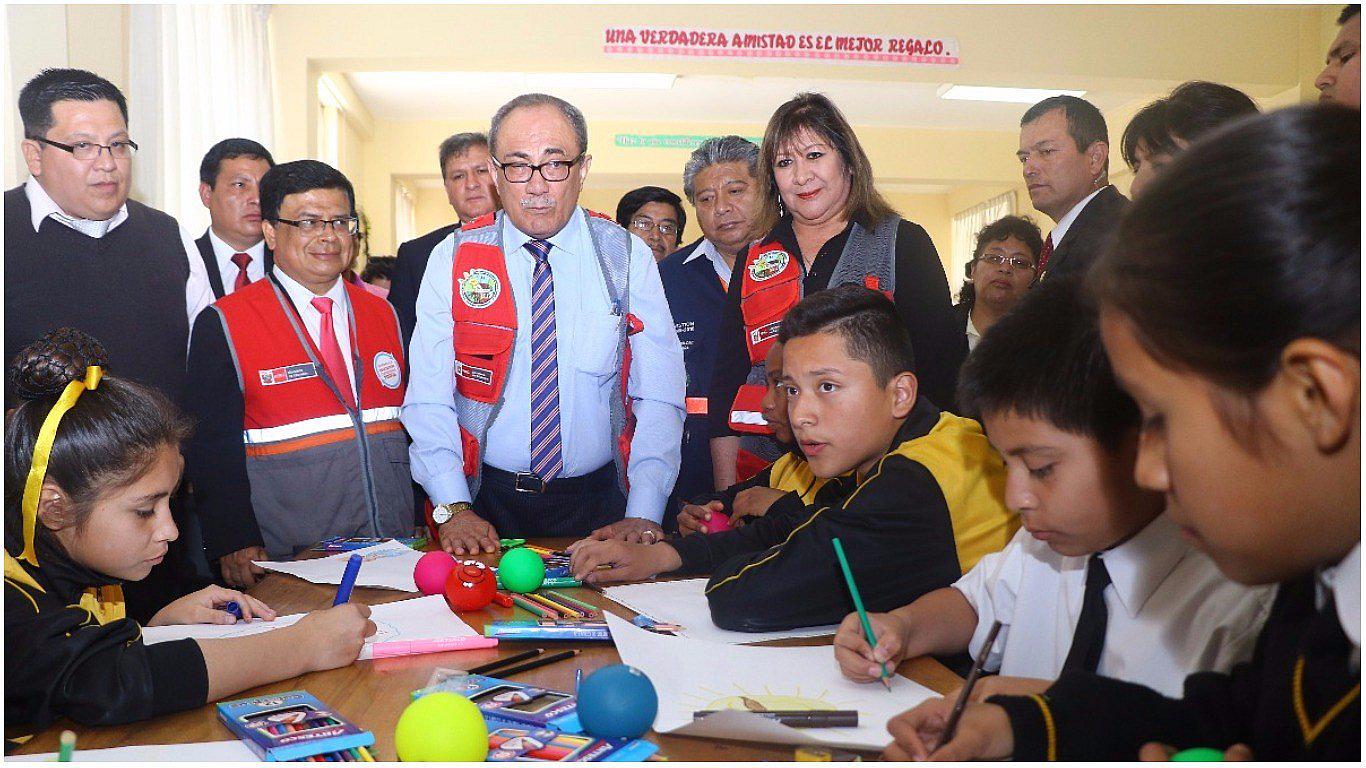 Textos escolares con más de cinco errores llevarán fe de erratas