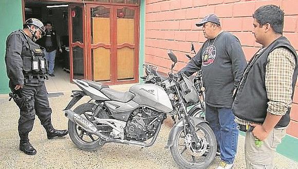 Policía recupera una moto que había sido robada en Paita 