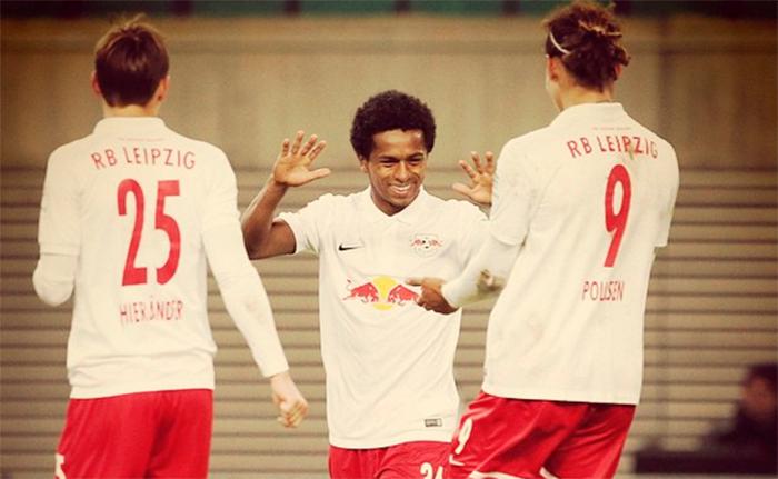 Yordy Reyna anotó en su debut con el RB Leipzig