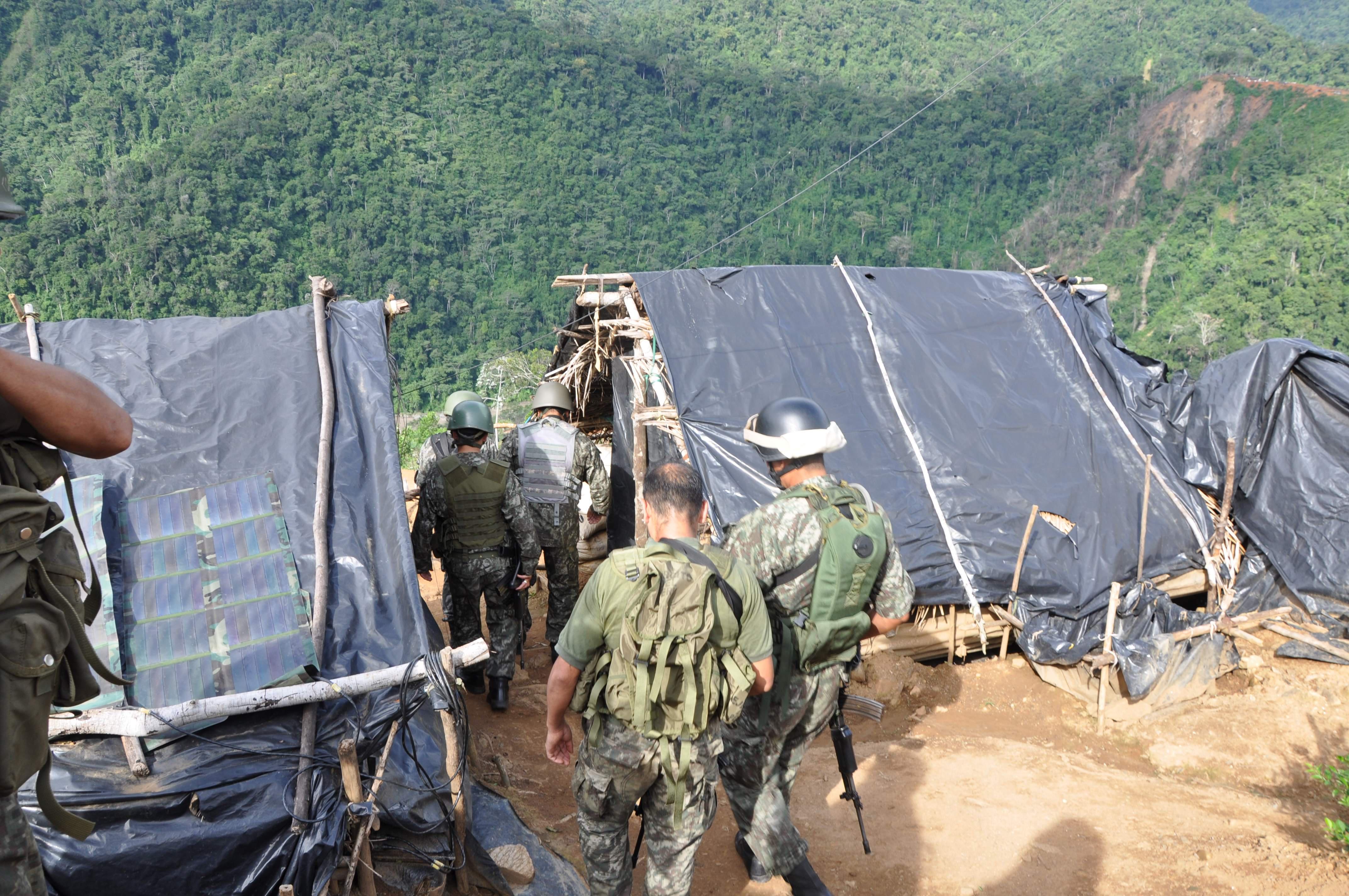 Soldado EP intenta escapar de base militar y queda herido 