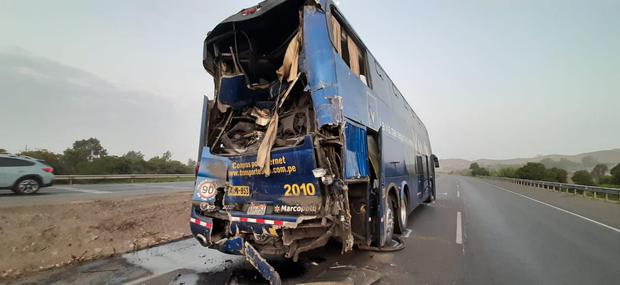 Así quedó el bus impactado. (Foto: Paul Reyes)