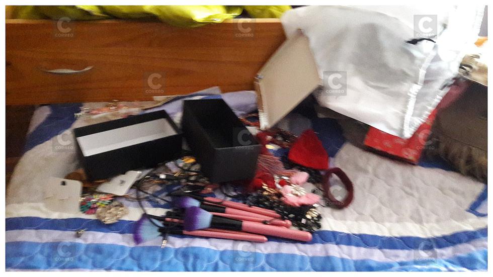 Polleras, joyas de oro y 90 mil soles se hacen humo de la casa de “Susan del Perú” (FOTOS)