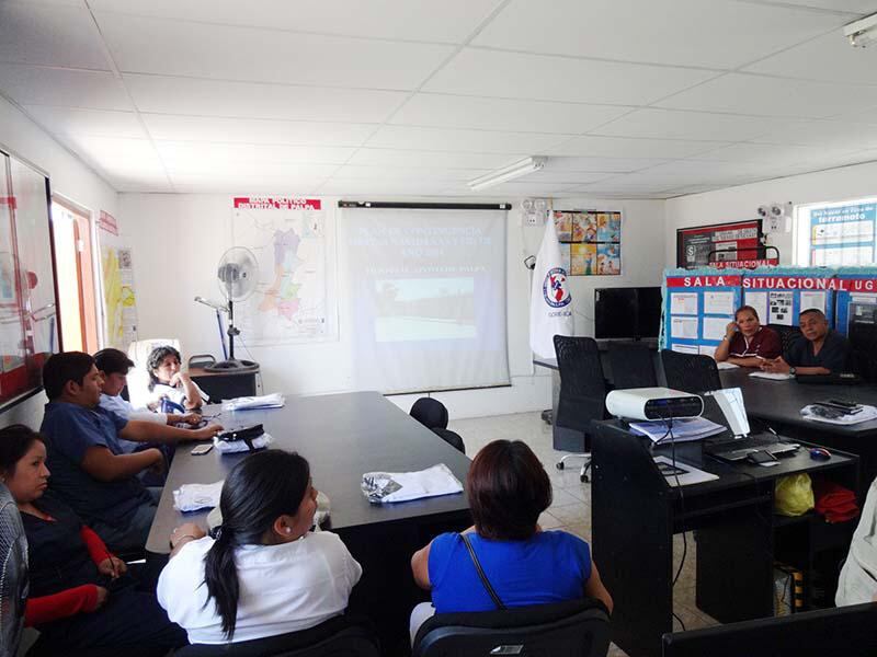 Ica: Capacitan a personal para afrontar emergencias en navidad