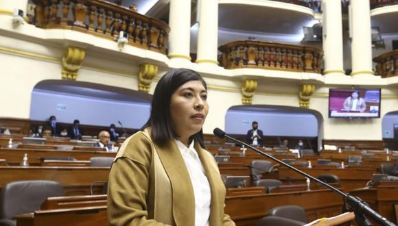 Betssy Chávez, ministra de Cultura, cuestionó el incidente ocurrido en el Congreso. (Foto: Difusión)