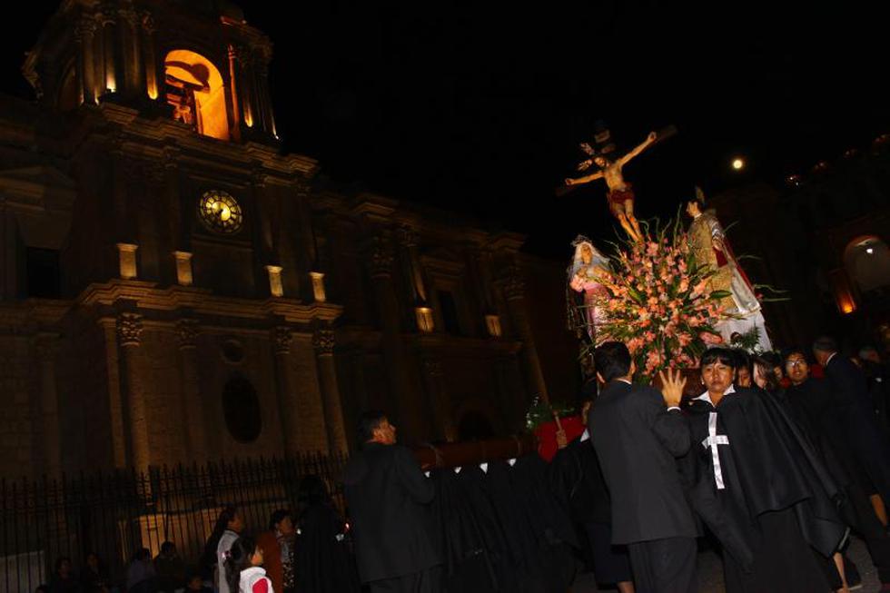 Semana Santa: Cinco imágenes salieron en procesión por Martes Santo
