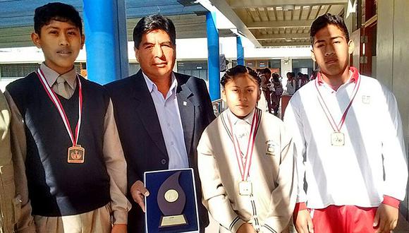 Escolares moqueguanos volvieron con medallas tras ganar en los JDEN
