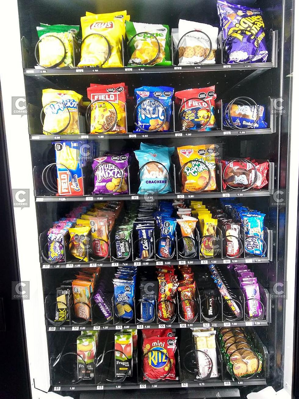 Venden comida chatarra al interior de un hospital de Arequipa (FOTOS)