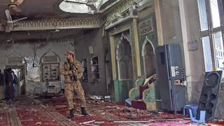 Pakistán: suben a 56 los muertos en un atentado contra una mezquita chií  