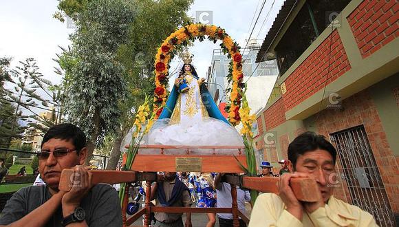 Con procesión celebran día de la Virgen del Carmen