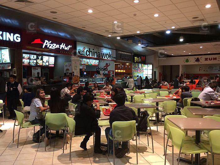 ​Fiscalia cierra patio de comidas de Mall Plaza Cayma