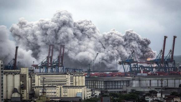 ​Brasil: Alarma por incendio y nube tóxica en terminales portuarios