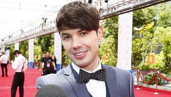 ​Bruno Pinasco bromea de su estatura en fotografía con Ben Affleck