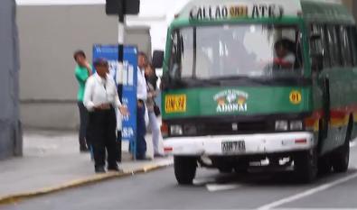 Custers invaden Corredor Azul ante ausencia de inspectores (Video)