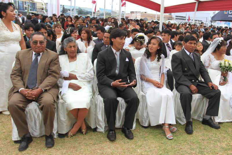 Celebrarán matrimonio comunitario por aniversario