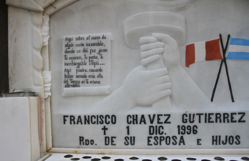 Las palabras de amor que se quedan en las lapidas (FOTOS)