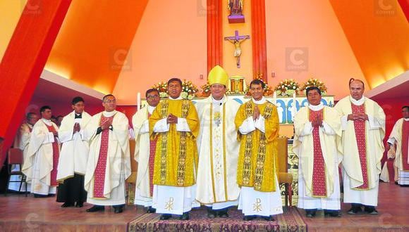 Camaná: Dos nuevos diáconos se ordenan en catedral de prelatura de Chuquibamba