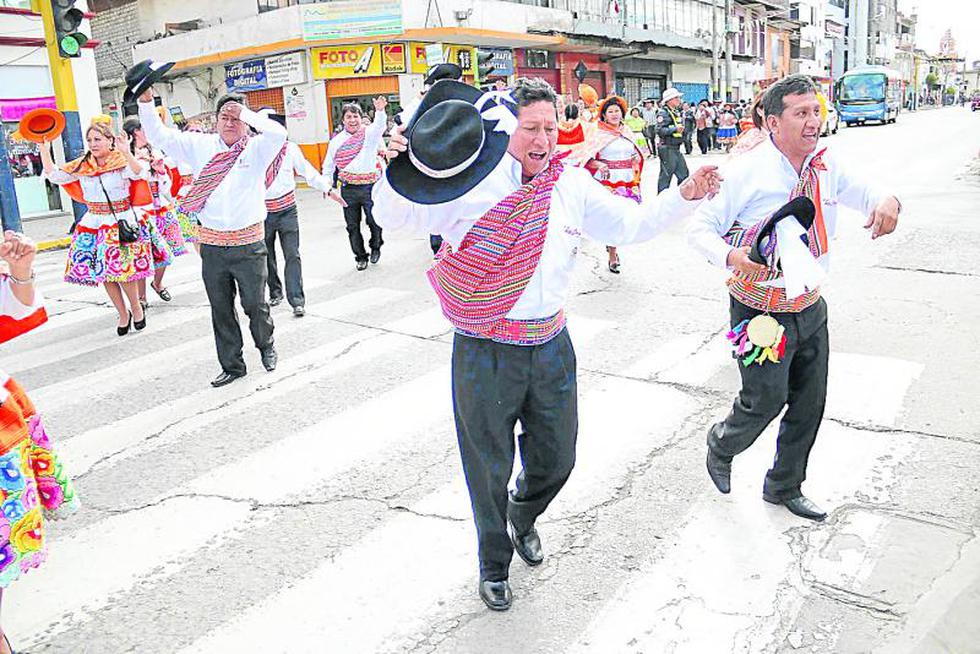 Santiagueros hacen derroche de malas costumbres 