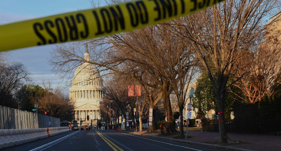 Imagen referencial. Reportan dos agentes heridos cerca del Congreso de EE.UU. tras ser atropellados por un vehículo. (Angela Weiss / AFP).