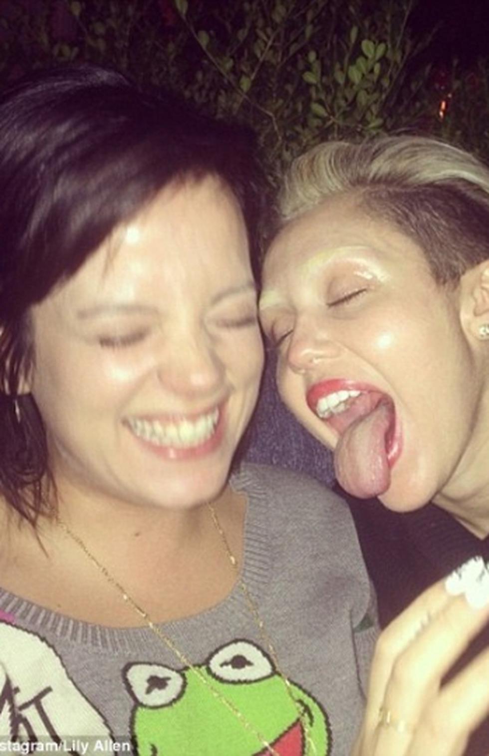 Miley Cyrus estrena imagen sin cejas