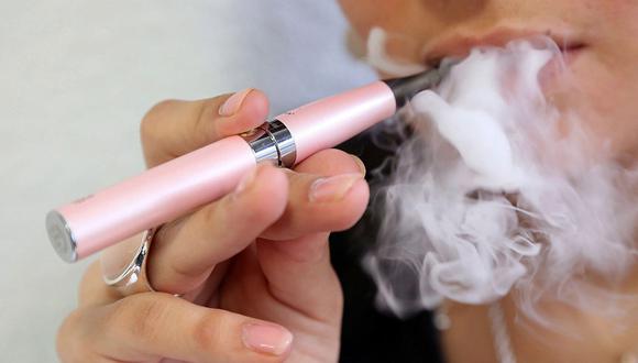 Cigarrillo electrónico incrementa cuatro veces más la adicción a otros productos de tabaco