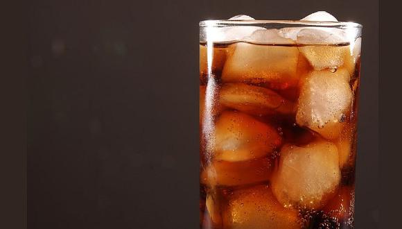 ​Bebidas azucaradas aceleran el crecimiento de tumores cancerosos en el cuerpo, revela estudio