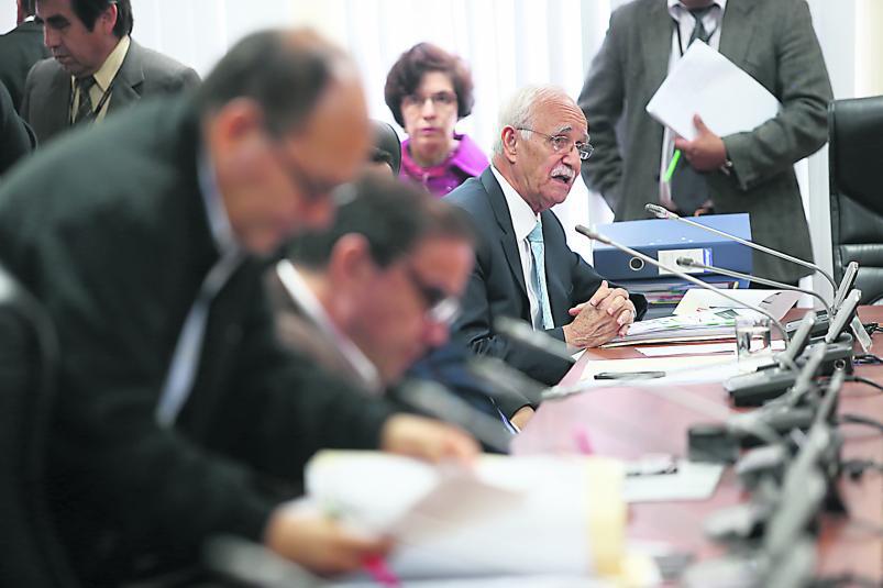 Economía: Hay siete lotes petroleros sin cartas de intención