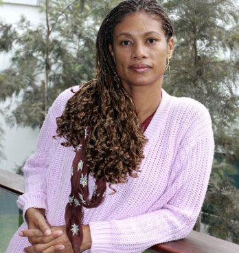 Cecilia Tait confiesa que padece cáncer