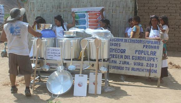 La Libertad: Entregan kits de cocina a comedores populares de Virú 