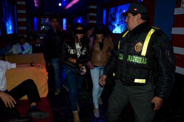 TACNA: Más de 40 adolescentes se embriagaban en discoteca céntrica