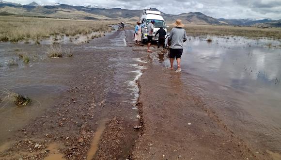 También se registraron inundaciones por el desborde de los ríos Lampa,  Quiscanayo e Illpamayo. (Foto: Difusión)