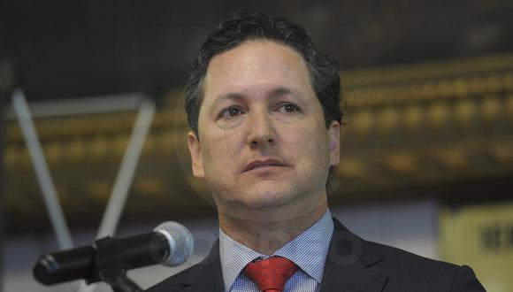 Daniel Salaverry acelera debate de la bicameralidad y convoca al premier Villanueva para el miércoles