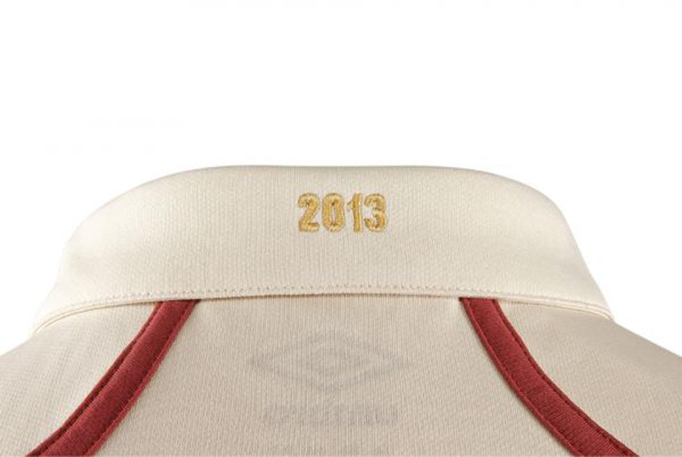 Esta es la camiseta especial de Club Universitario en honor a 'Lolo' Fernández