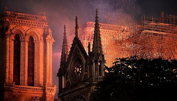 Catedral de Notre Dame: ¿Existen peligros al apagar el incendio con agua? (FOTOS)