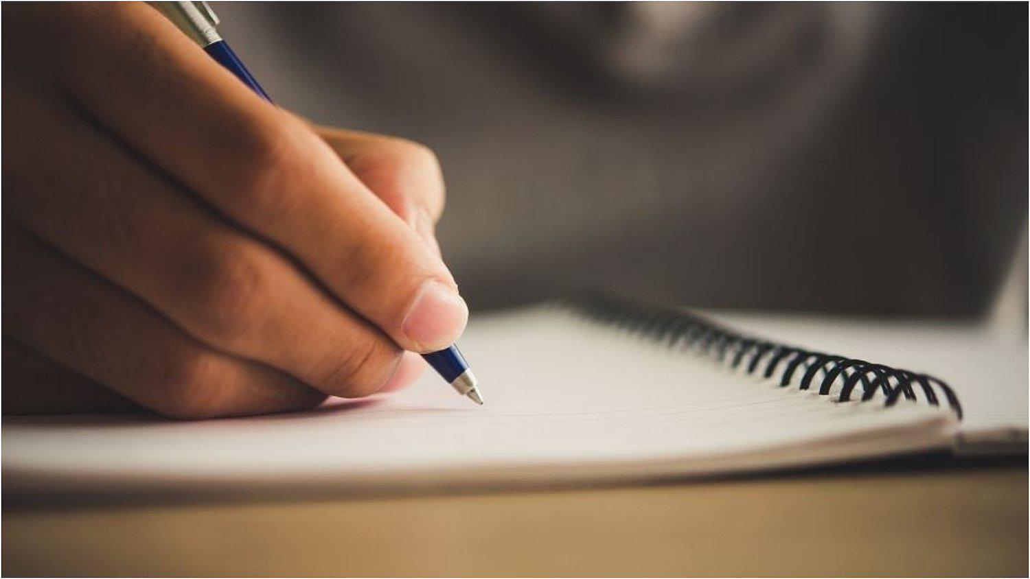 Personas que tienen fea letra serían más inteligentes, según estudios científicos