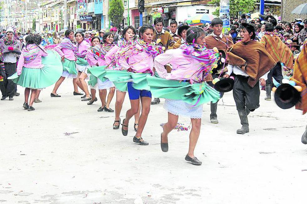 Se viene el "Hatun Pukllay" en fiesta de carnavales