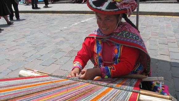 Conozca a las artistas del tejido ancestral de Cusco (Vídeo)