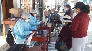 COVID-19: Se ha vacunado a 14,388 personas mayores de 60 años en Tacna