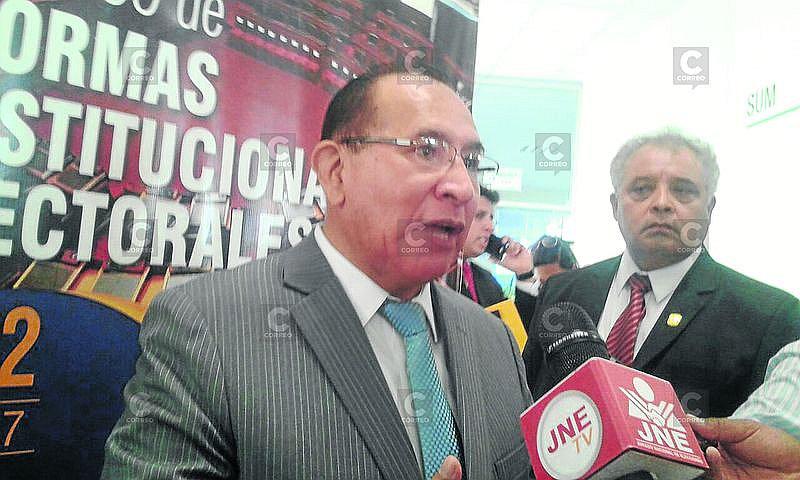 JNE propone prohibir aporte de empresas a organizaciones políticas 