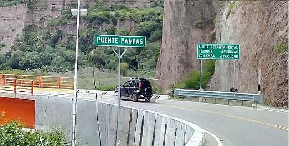 Embalse en el límite de Apurímac y Ayacucho amenaza con arrasar viviendas