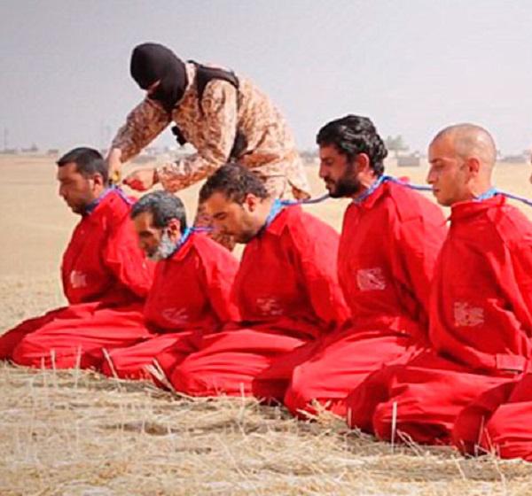 Siria: Estado Islámico asesina a cinco hombres acusados de espías