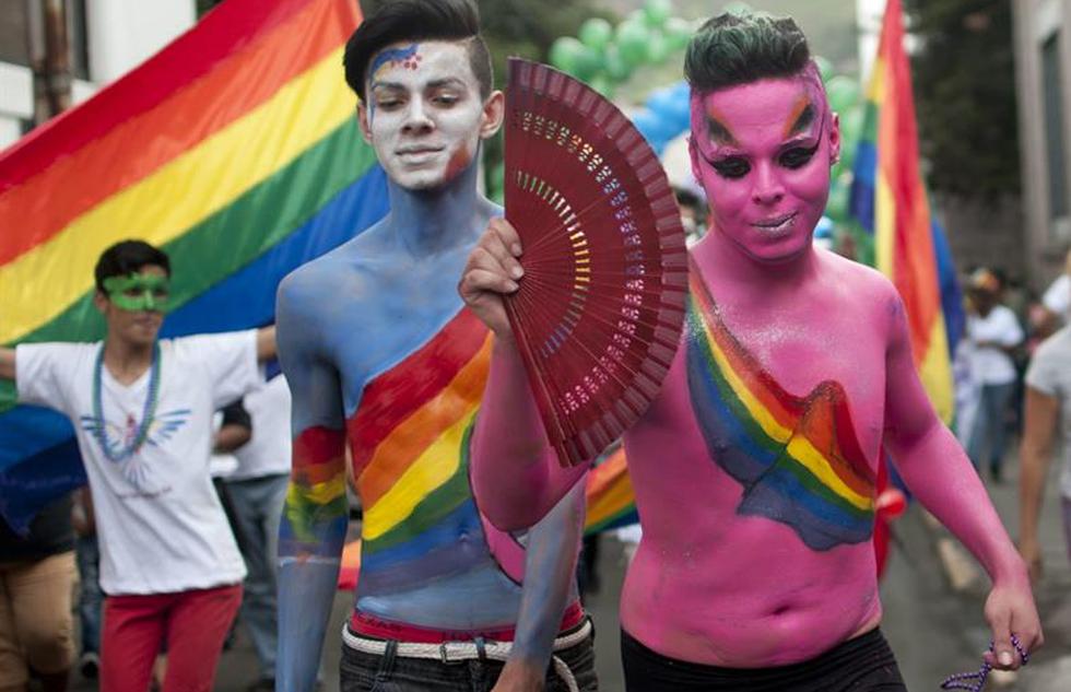 Honduras: Homosexuales marchan pidiendo que se esclarezcan asesinatos (Fotos)
